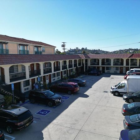 Chariot Inn Glendale - Pasadena Bagian luar foto
